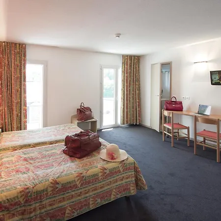 Esplanade Eden Otel 3*