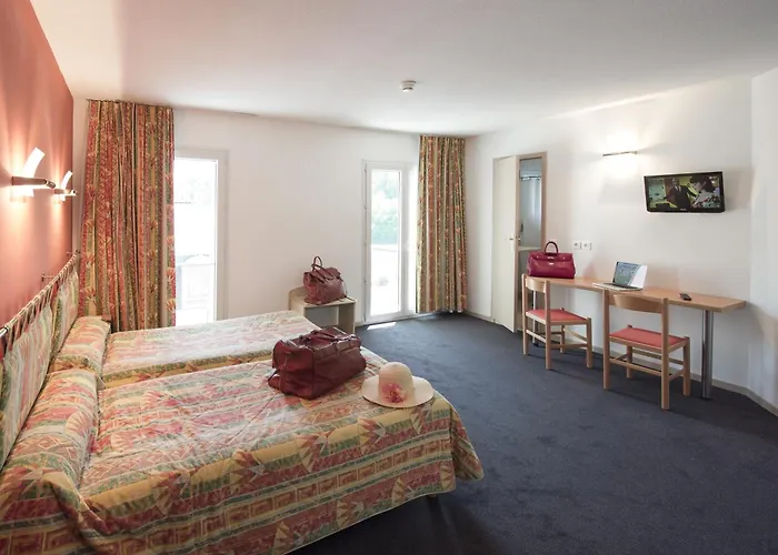 Esplanade Eden Otel 3*