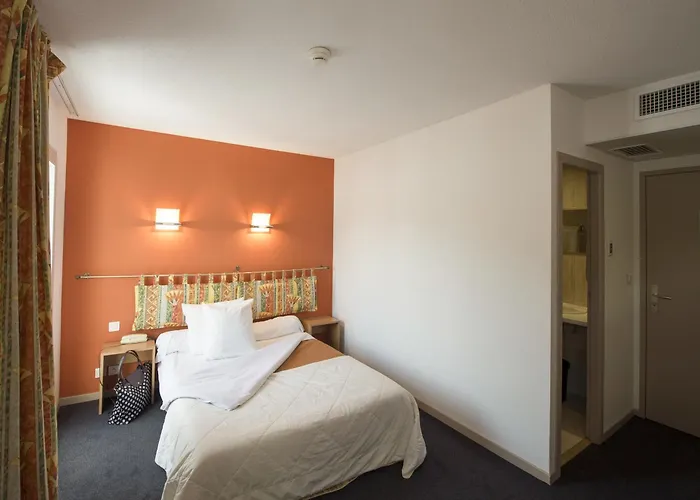 Otel Esplanade Eden Lourdes