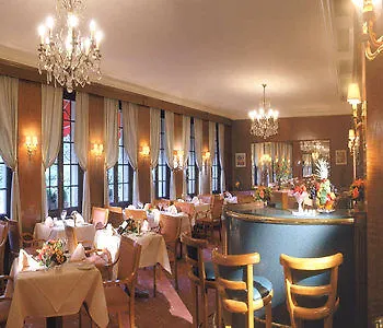 Esplanade Eden Лурд