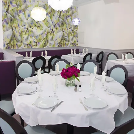 에스플라나드 에덴 3*