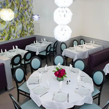 Esplanade Eden Hotell Lourdes